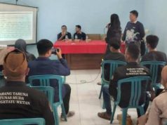 Tim PkM USM Beri Pelatihan Public Speaking Anggota Karang Taruna Bangetayu Wetan