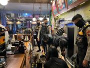 Gerebek Dua Kafe, Polresta Surakarta Sita 147 Botol Miras