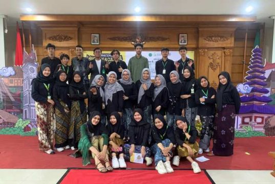 UPT Pengembangan Bahasa Unisnu Jepara Sukses Gelar “International Language and Culture Festival 2023”