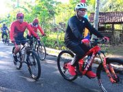 Gowes Bareng untuk ‘Nganyari’ Jalan Tembus Antardesa Antarkecamatan