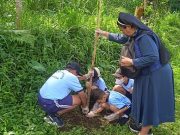 “Bergerak dan Berdampak”, Siswa SD Marsudirini Muntilan Hijaukan Lereng Merapi 90 Tahun SD Marsudirini