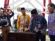 Peresmian Jembatan Gantung dan Pembagian Sertifikat di Desa Gempolsewu, H Fadholi Sarankan Jadi Destinasi Wisata
