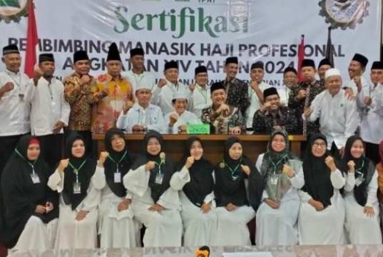 Pembimbing Haji Wajib Miliki Sertifikat