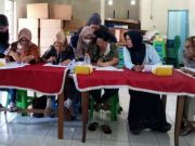 Tim PkM USM Beri Pelatihan Aplikasi Keuangan UKM di Kelurahan Bugangan