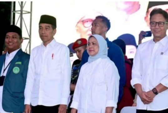 Jokowi Minta Santri dan Pelajar Gunakan Hak Pilih dalam Pemilu 2024 dengan Baik