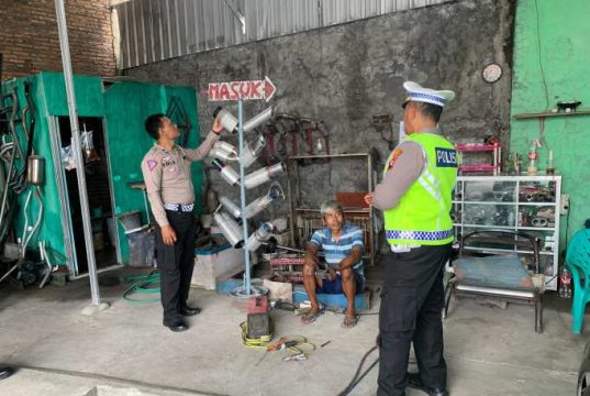 Larang Pemasangan Knalpot Brong, Satlantas Polresta Surakarta Berikan Imbauan pada Bengkel