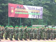 Pilpres 2024 Berpotensi Konflik Tinggi dan Kompleks, Danrem 073/Makutarama Pimpin Apel di Yonif 410/Alugoro Minta TNI Netral