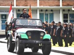 Pakai Mobil Jeep Terbuka, Pemeriksaan Barisan Apel Pengawasan Pemilu