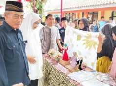 Berlatih Kemandirian, Pelajar Dlatih Wirausaha Batik