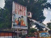 Bawaslu Grobogan Gelar Penertiban Alat Peraga Kampanye Tiga Hari Menjelang Pemilu 2024