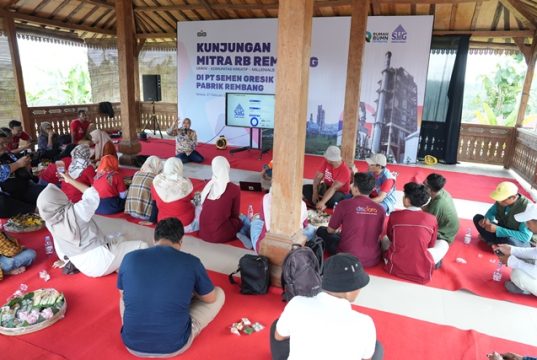 Semen Gresik Terima Kunjungan Puluhan UMKM, Konten Kreator, dan Milenials untuk Belajar Industri Hijau