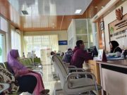 Kejar Estimasi Haji, Gen Milenial di Batang Daftar Lebih Awal