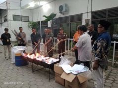 KPU Grobogan Musnahkan Ribuan Lembar Surat Suara Rusak dan Kelebihan