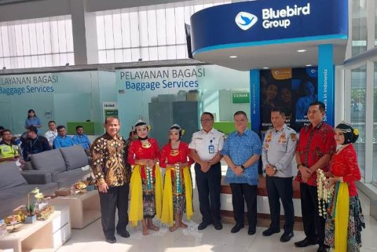 Blue Bird Group Sinergi dengan Bandara Ahmad Yani Hadirkan Layanan Transportasi Baru
