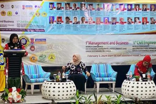 Ketua LPPM USM Prof Mudjiastuti Jadi Keynote Speakers di International Conference