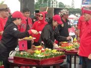 Pendukung Ganjar-Mahfud Penuhi Alun-Alun Wonosobo
