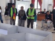 UKM Rocsu USM Ikuti Lomba Polines Robot Contest