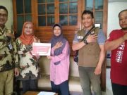 KPU Kota Tegal Bantu Anggota KPPS yang Sakit