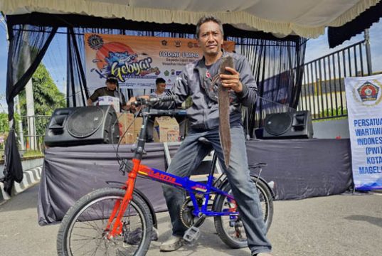 Lomba Mancing HPN, Nanang Dapat Lele Terbesar Raih Hadiah Utama Sepeda Lipat