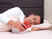 Sering Dianggap Negatif, Padahal Memiliki Banyak Khasiat! Ini Manfaat Rebahan Bagi Kesehatan