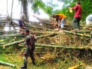 Gotong Royong Membuka Kembali Akses Hubungan Darat yang Macet