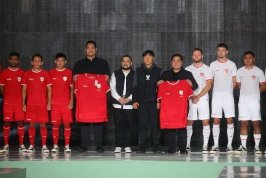 Jelang Lawan Vietnam Timnas Indonesia Rilis Jersey Baru
