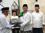 Kemenag Kebumen Salurkan Bantuan Alquran Braille Bagi Disabilitas