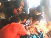 Waduh, Empat Cincin Terlanjur Lengket Menimbulkan Luka di Jari