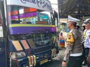 Satlantas dan Dishub Grobogan Lakukan Ramp Check di Terminal Purwodadi, Dua Bus Didapati Lampu Seinnya Mati