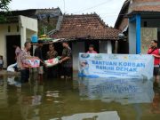 Banjir Demak, Persatuan Pegawai PLN Indonesia Power Semarang Salurkan Kebutuhan Pokok untuk Warga Terdampak