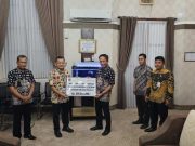 Bank Jateng Cabang Cilacap Serahkan Bantuan Pembangunan Ikon Desa Wisata Jetis