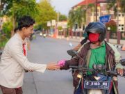 Sambut Ramadan, Rohis Batang Bagikan Takjil