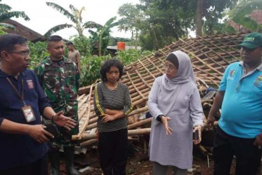 Diterjang Puting Beliung, 50 Rumah Warga Batang Rusak