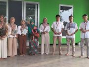Tebar Keberkahan Ramadan, SMAN 1 Batang Bagikan Takjil