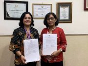 Dua Dosen SCU Terima SK Pengangkatan Guru Besar