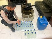 Perempuan Penjual Miras Berikut Puluhan Liter Ciu Diamankan Tim Sparta Polresta Surakarta
