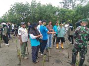 Sinergi Melawan Krisis Alam, Wapalhi FSH Unisnu Gelar Revitalisasi Hutan Mangrove Pesisir Jepara