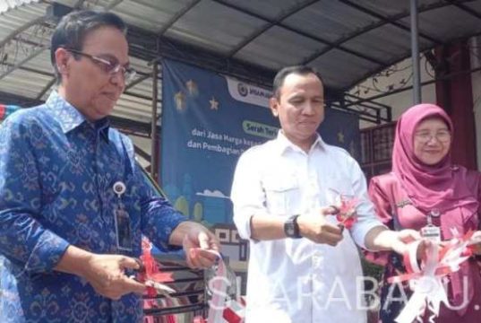 Jasa Marga Serahkan Bantuan Ambulance untuk SMAN 1 Kota Tegal