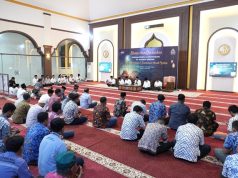 Semen Gresik Bagikan Ribuan Paket Sembako dan Santuni Ratusan Anak Yatim/Piatu di Kabupaten Rembang dan Blora