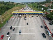 Arus Balik, 24 Gardu Dibuka di Tol Semarang-Batang