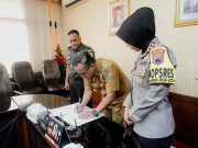 Pemkot Magelang Serahkan Dana Hibah Rp 2,27 Miliar untuk Pengamanan Pilkada 2024