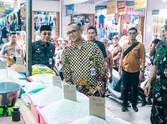 Tinjau Pasar, Wali Kota Pastikan Stok Kepokmas Aman Jelang Lebaran 1445 H