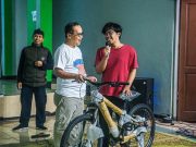 Disela Nobar Piala Asia U-23, Wali Kota Magelang Bagi-bagi Sepeda untuk Warga