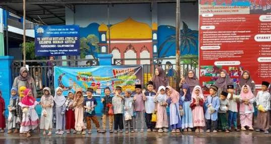 TK Aisyiyah 08 & TK Aisyiyah 13 Jepara Adakan Pesantren Kilat dan Berbagi Takjil
