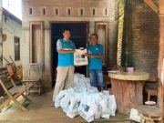 PLN UIK Tanjung Jati B Mempersembahkan Bingkisan Sembako untuk 1.700 Warga Desa Ring 1