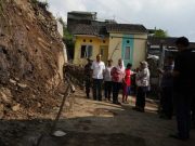 Rumah Ambruk Akibat Tanah Ambles, Wali Kota Semarang Minta Pengembang Segera Serahkan PSU