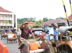 Ratusan Ojol dan Pengemudi Becak Bahagia, Ini yang Didapat di Mapolres Jepara