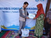 YBM PLN UIK Tanjung Jati B Bagikan 99 Bingkisan Ramadhan untuk Warga Damarwulan