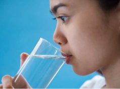 Dapat Mencegah Batu Ginjal, Ini Tiga Manfaat Minum Air Putih Bagi Kesehatan