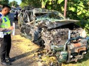 Dua Mobil Bertabrakan, Seorang Balita Meninggal dan Seorang Luka Berat